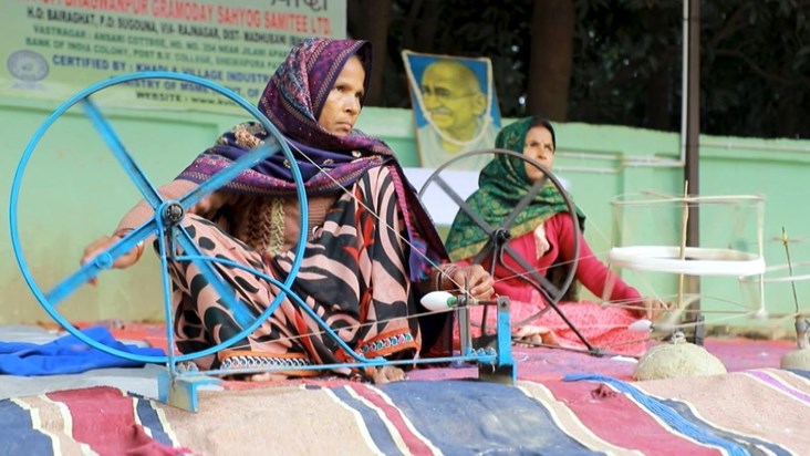 Khadi takes new flight in Bihar: Charkha-loom available at 9