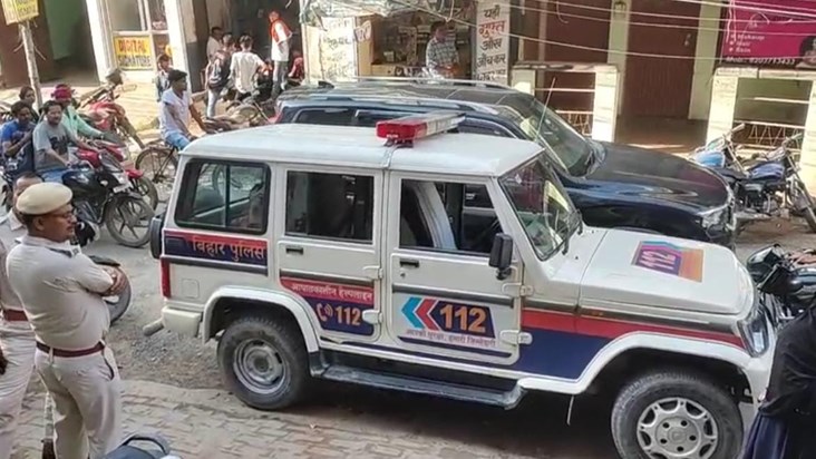 Criminals are happy - police is exhausted: Son shot in front
