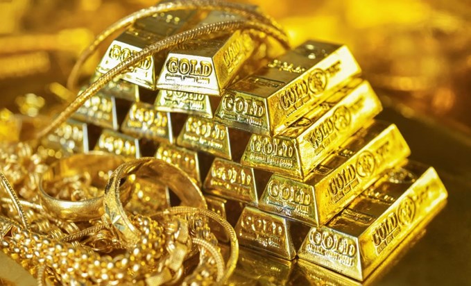 Gold prices broke records Gold prices broke records