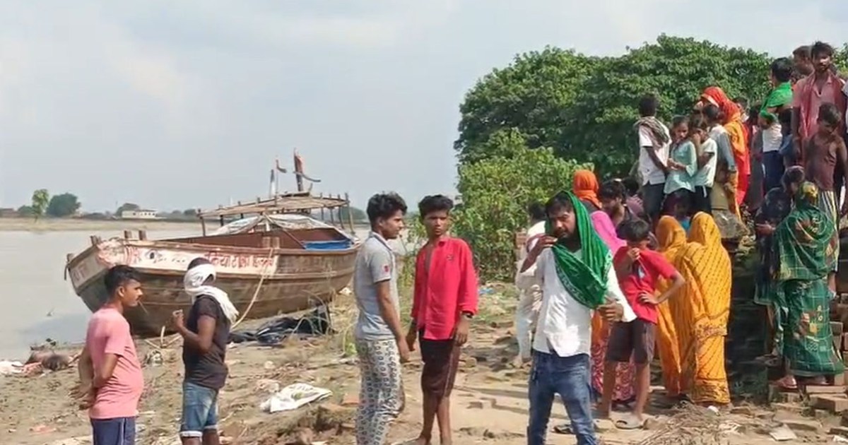 Half-naked body of a young woman found on the river bank