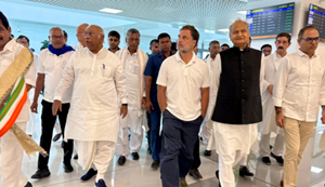 Rahul Gandhi: Gandhi Maidan se Patna Highcourt tak 'Voter Adhikar March', Tejaswi, Sahni, Khadge, Hemant, Supriya Sule shamil...