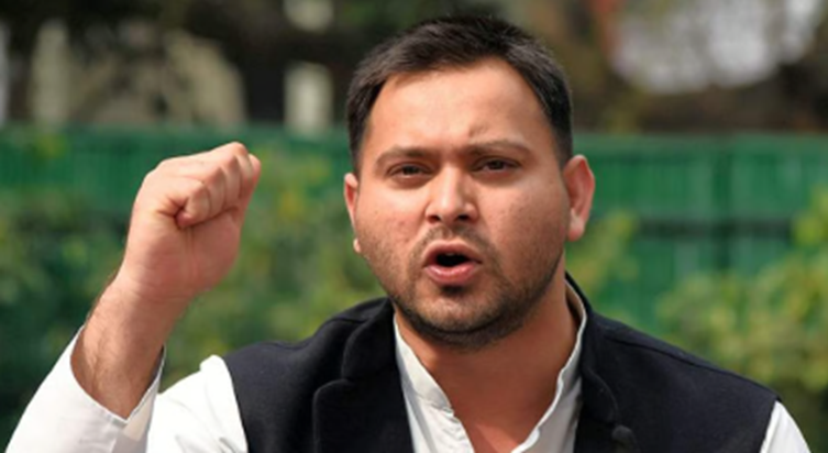 Bihar Politics : Tejaswi Yadav ke ek tweet se macha bawal, t Bihar Politics : Tejaswi Yadav ke ek tweet se macha bawal, t