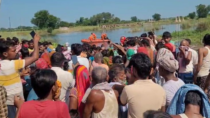 Bodies of four women missing in boat accident recovered