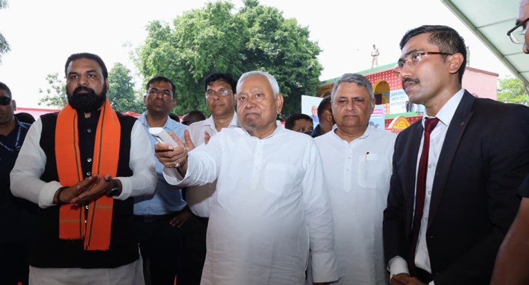 CM gave the gift of schemes worth Rs 740 crore to Bhojpur CM gave the gift of schemes worth Rs 740 crore to Bhojpur
