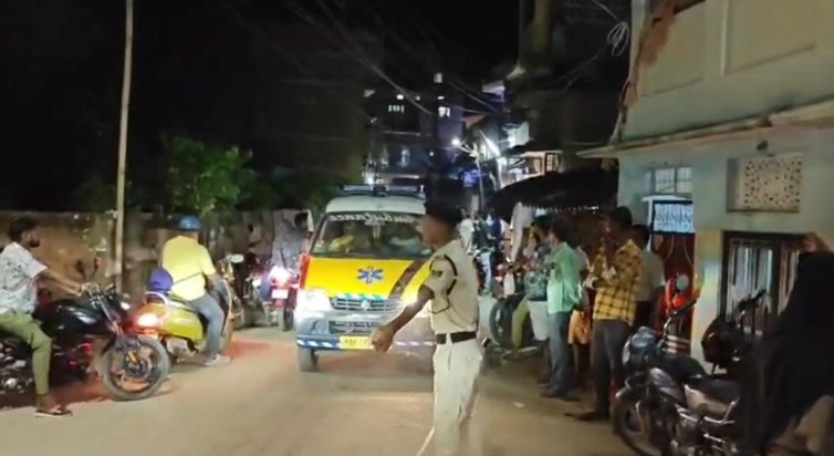 Unafraid criminals murdered a jeweler in Darbhanga. Unafraid criminals murdered a jeweler in Darbhanga.