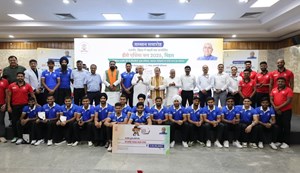 CM Nitish honored the Indian team that played in the Asia Cup.