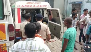 The father could not bear the death of his daughter in a road accident
